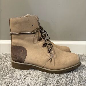 The North Face Women’s Ballard Lace II Doeskin Tan Boots, Size 11